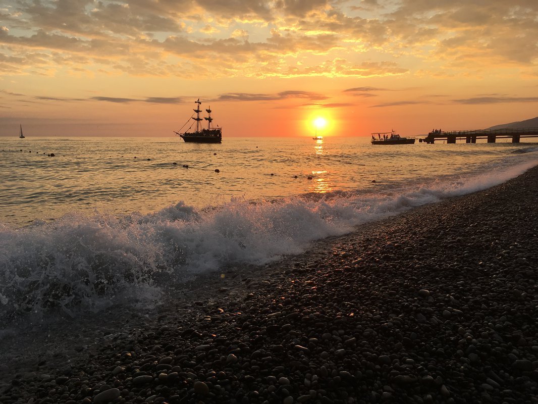 Черное море Лазаревское