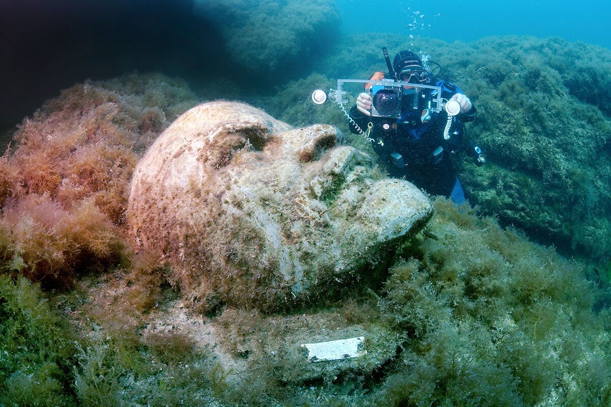 Дно черного моря