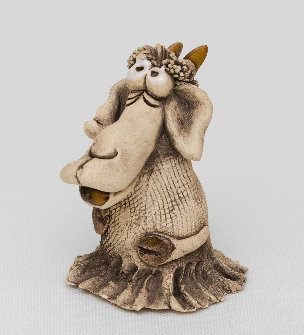 Фигурки из глины козлик