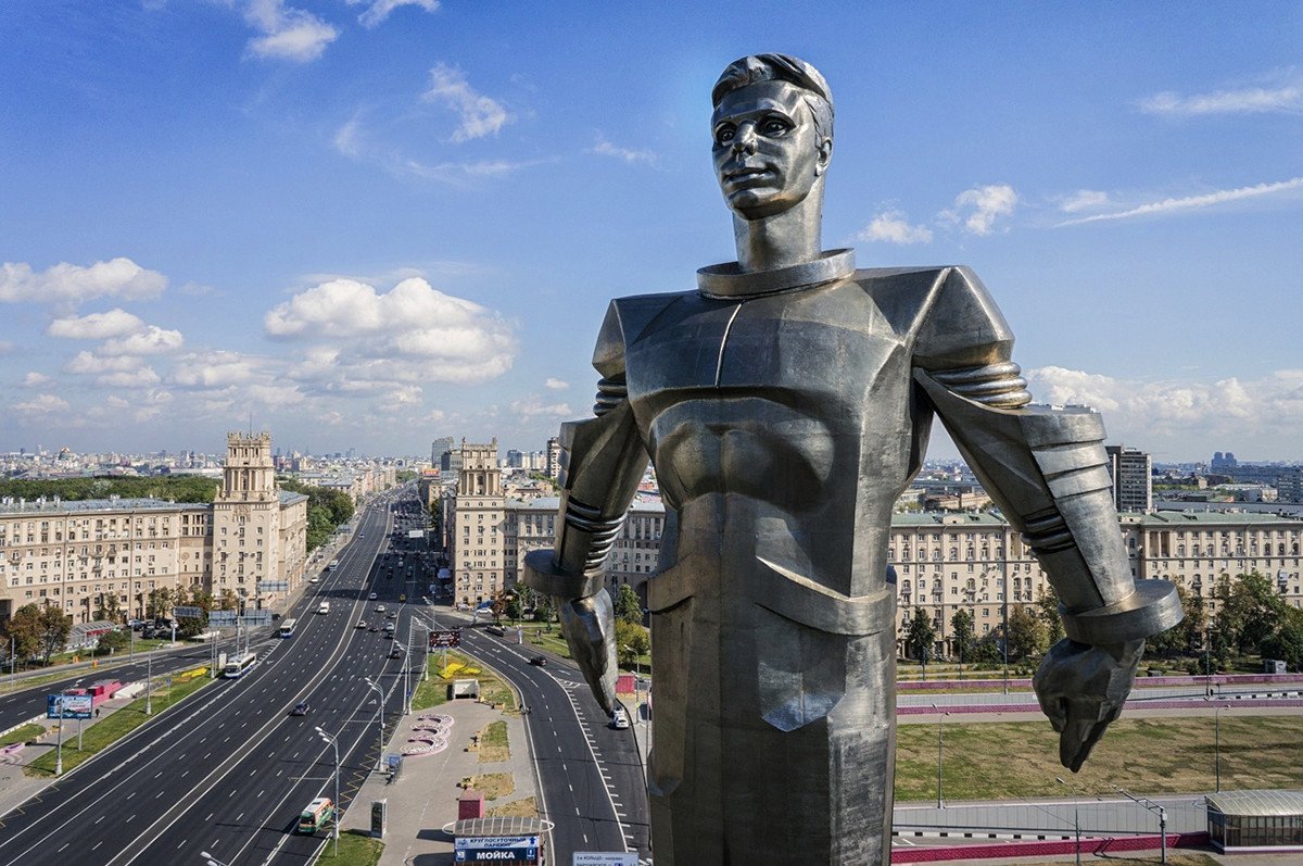 Памятник Юрию Гагарину в Москве