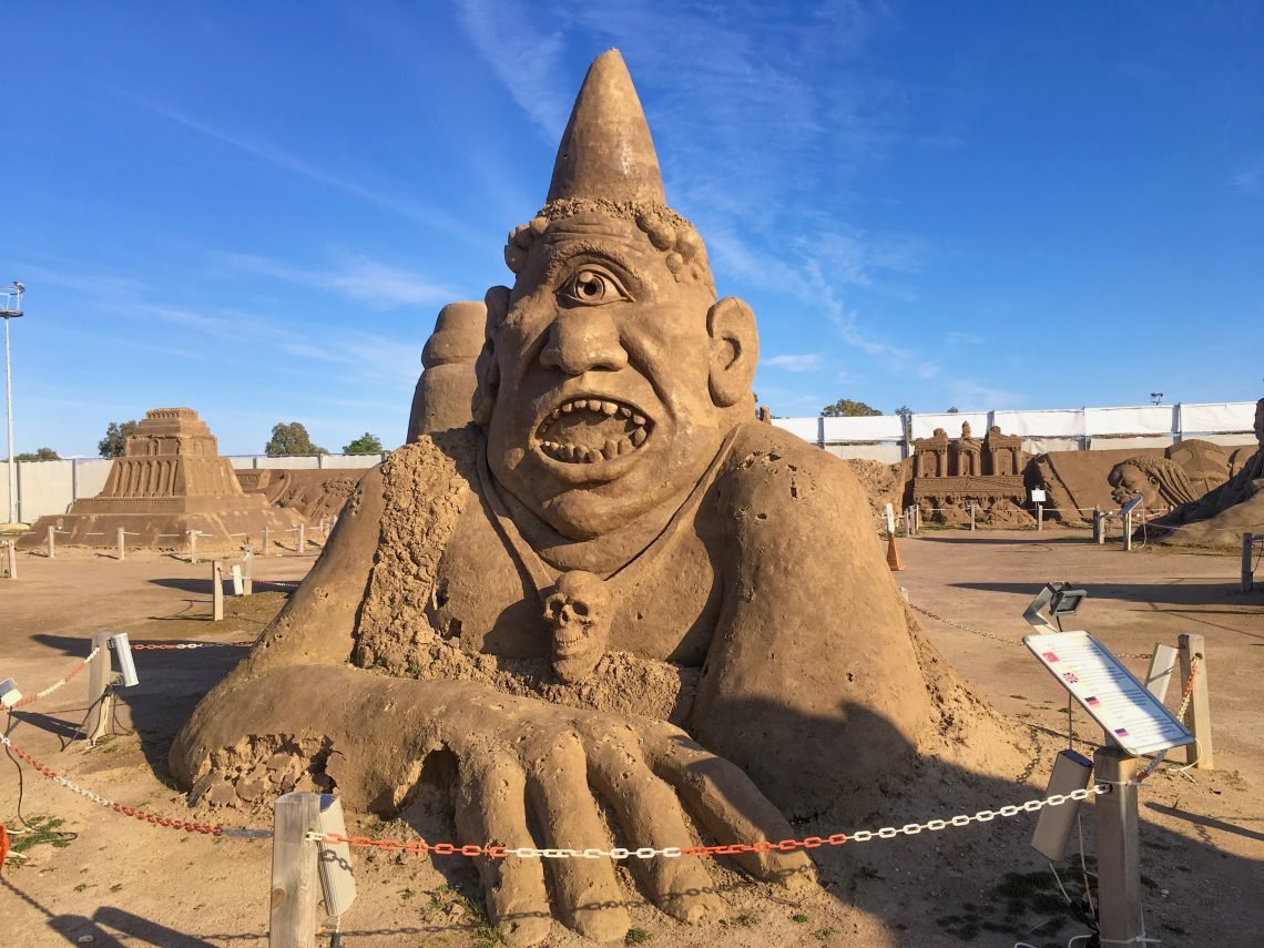 Музей песчаных фигур Sandland. Турция