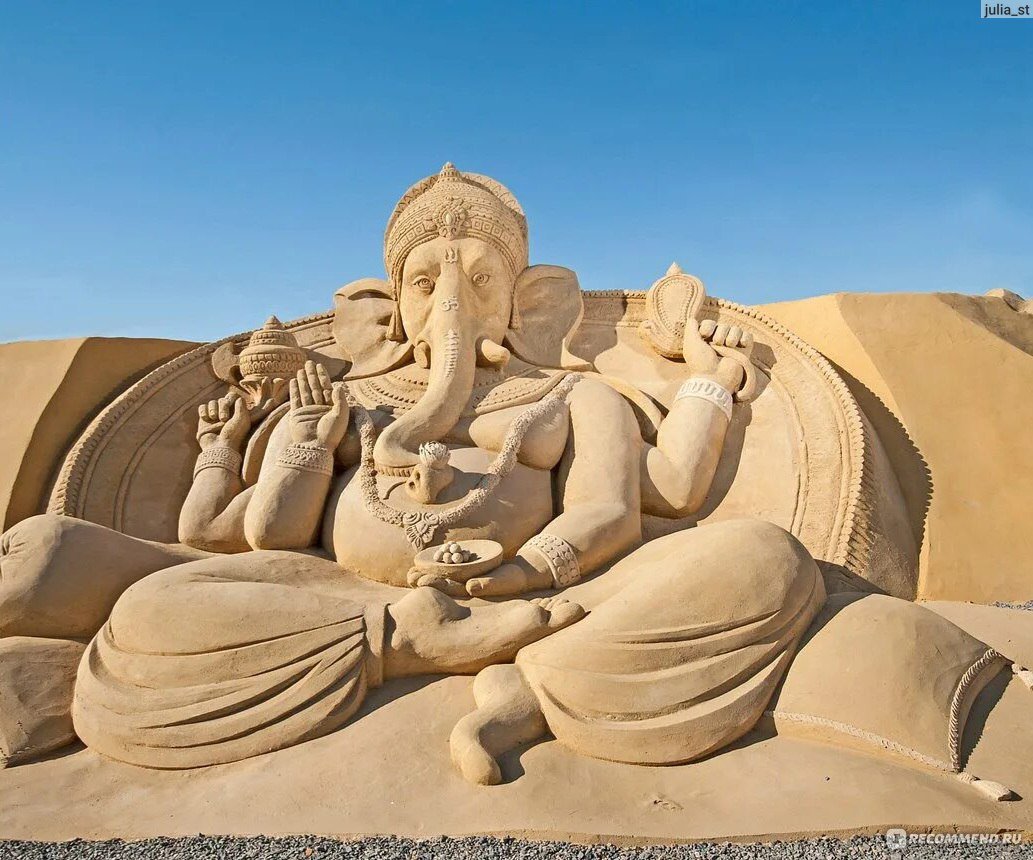 Музей песчаных скульптур Sand City в Хургаде