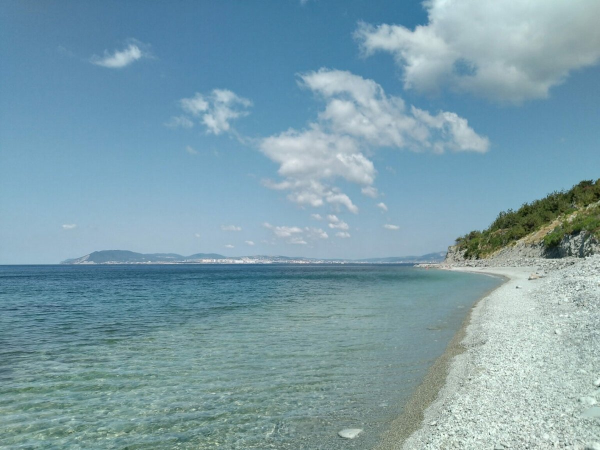 Черное море Кабардинка