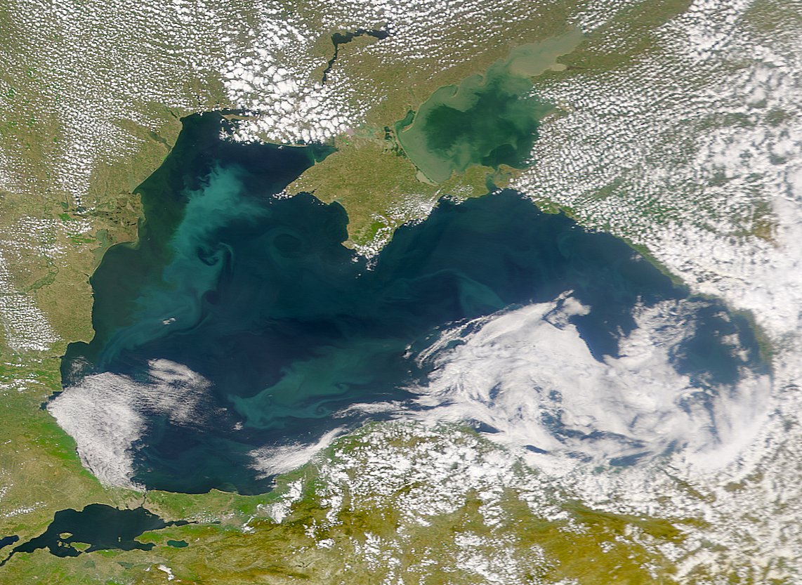 Черное море со спутника