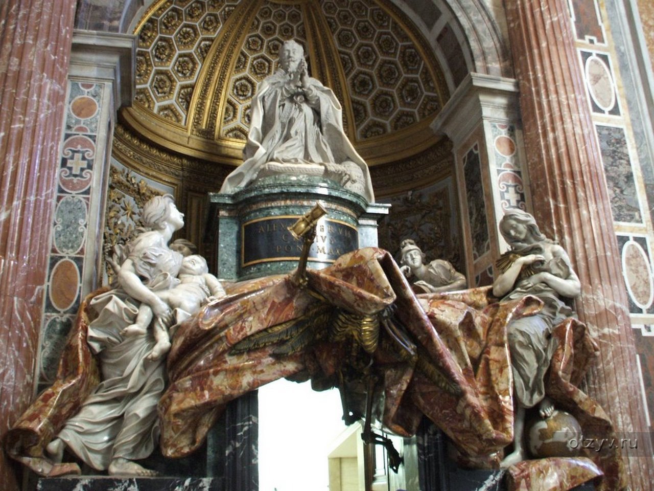 Памятник святого петра. Бернини надгробие Святого Петра.