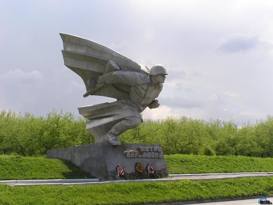 Памятник Петру Барбашову