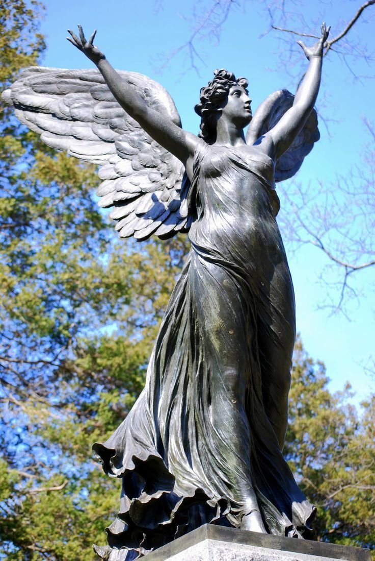 Sculpture Angel зеленая