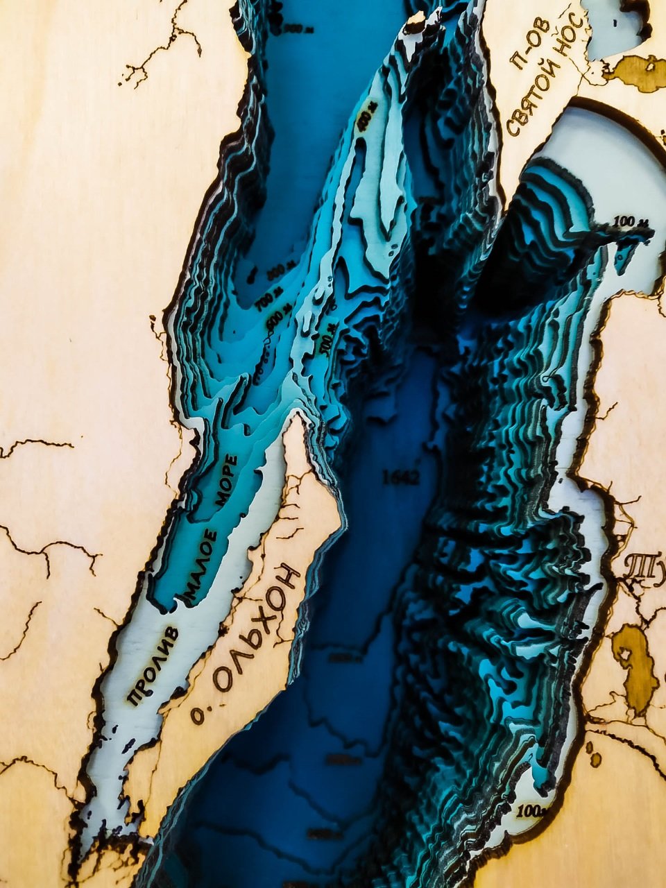 Самое глубокое дно байкала. Рельеф дна озера Байкал. Карта дна озера Байкал. Карта глубин Байкала. Карта рельефа дна озера Байкал.