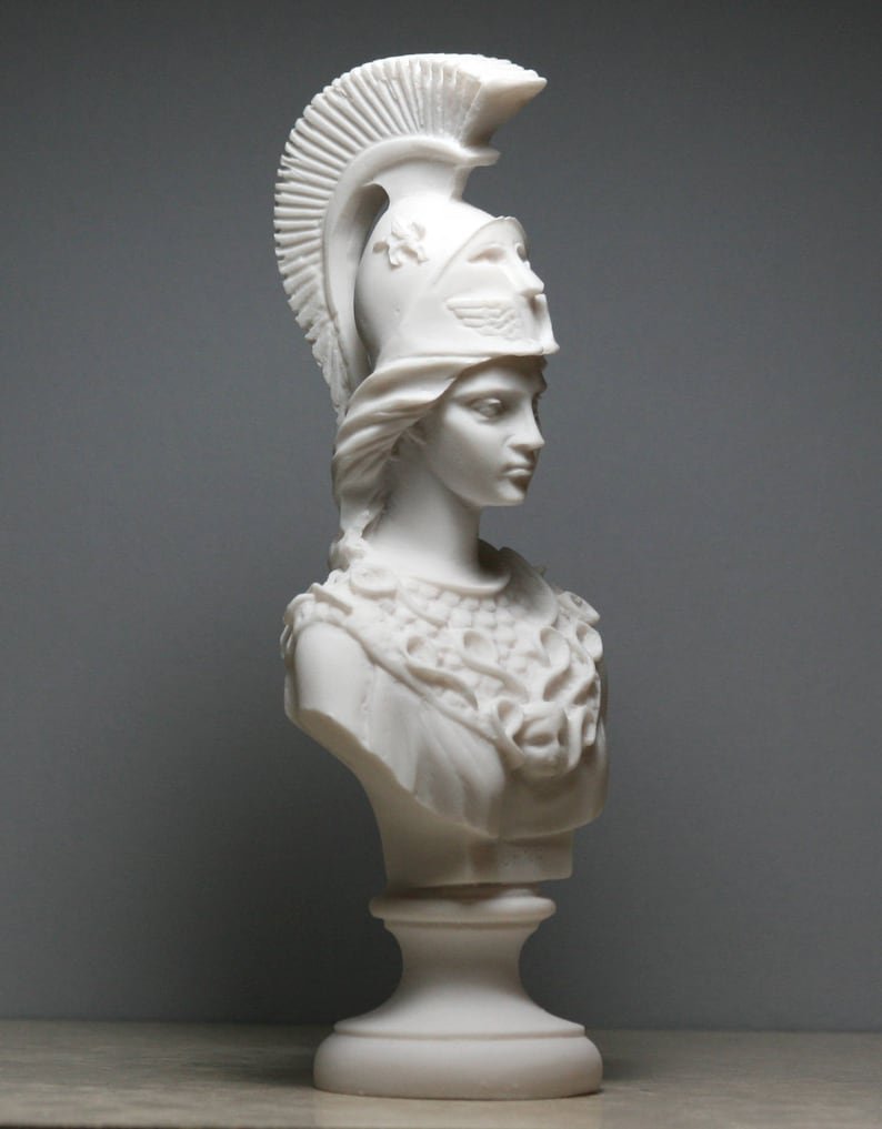 Афина Минерва