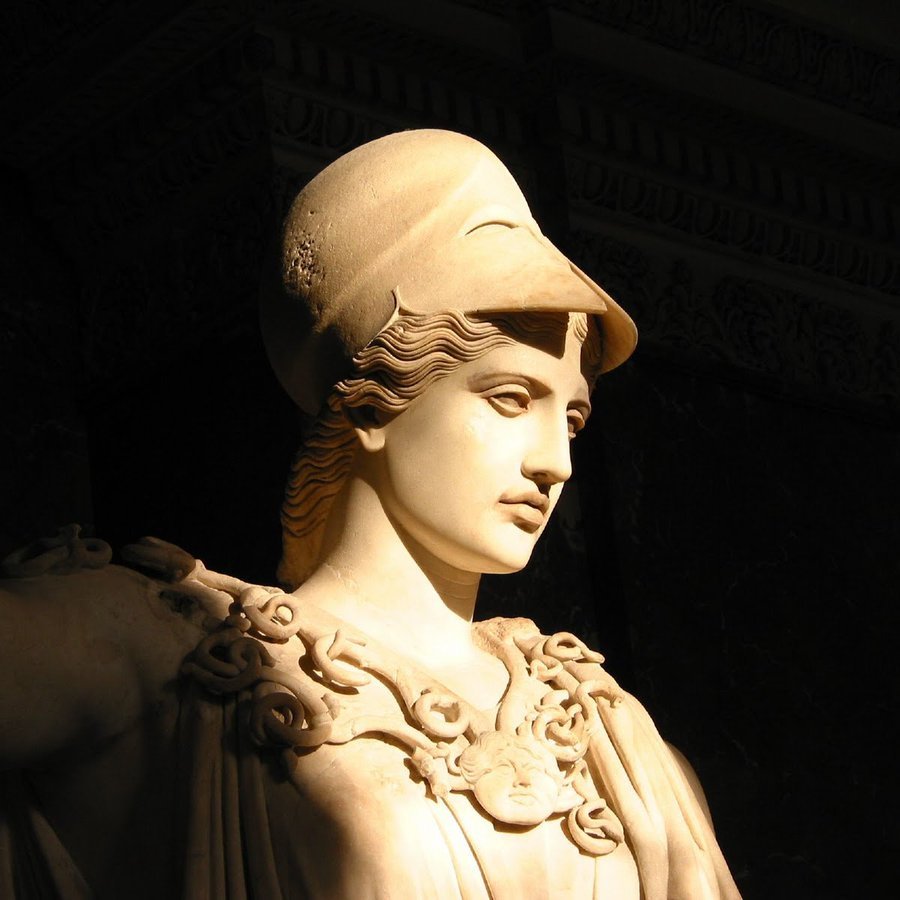Афина Минерва