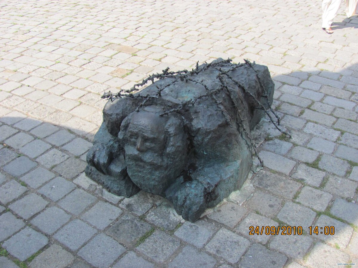 Еврей скульптура