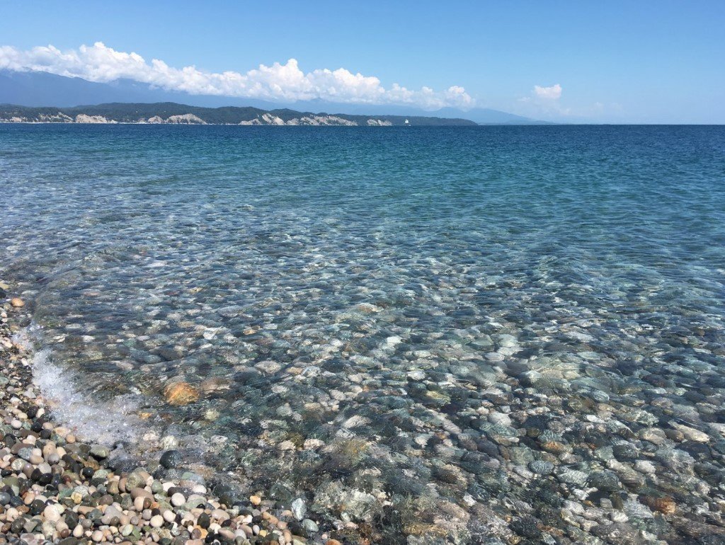 Чистое море в Абхазии Пицунда