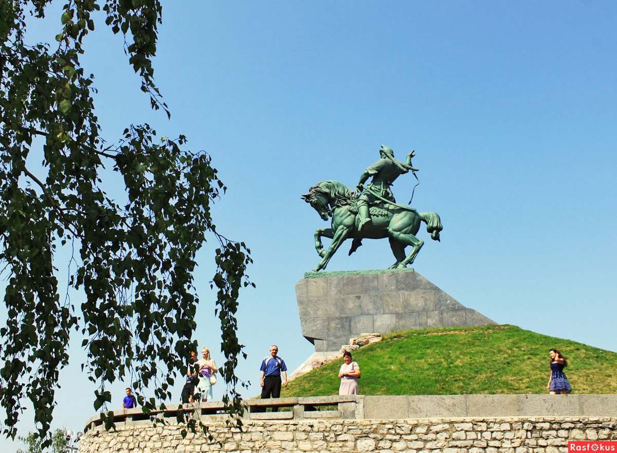 Салават Юлаев памятник в Уфе