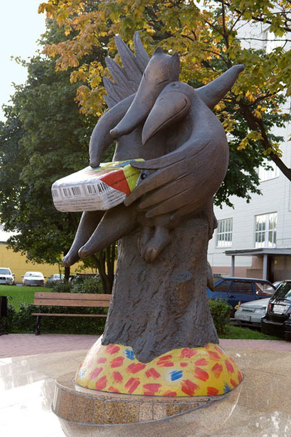 Памятник сырку Дружба