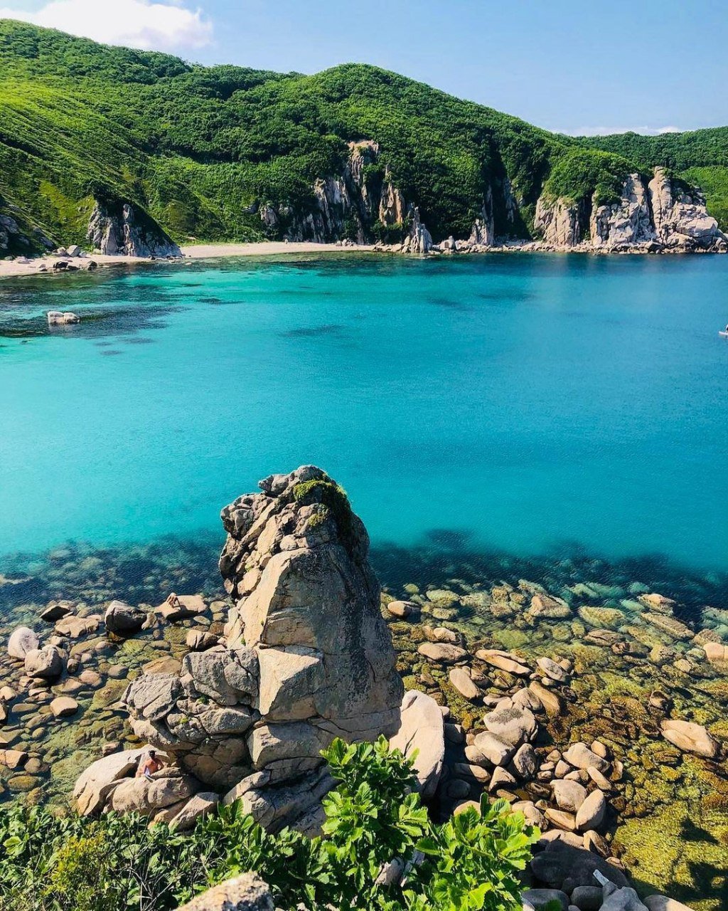 Бухта Ежовая Приморский край
