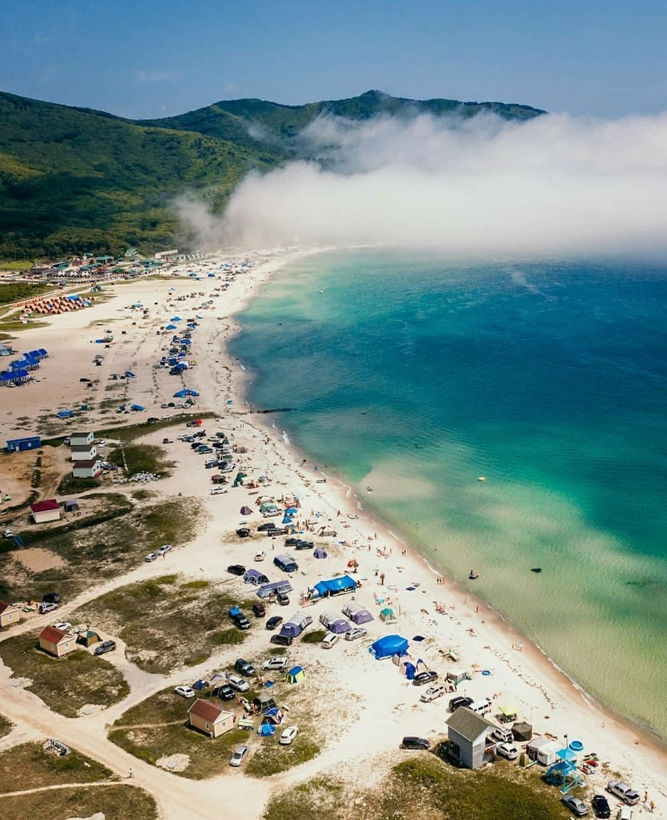 Бухта Триозерье Приморский край