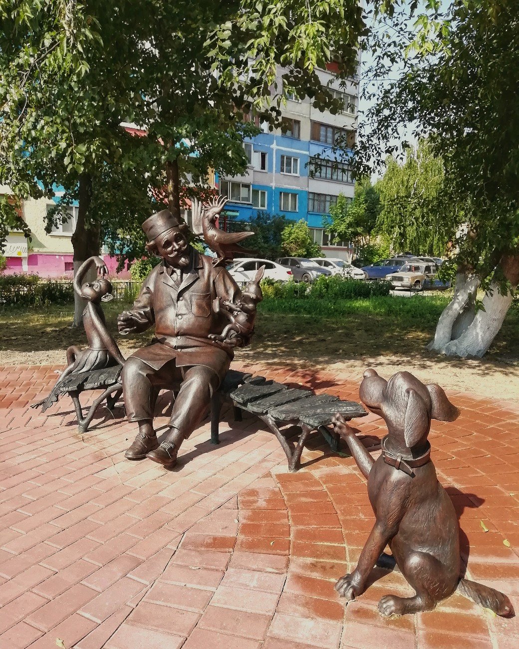 Раменское скульптура доктор Айболит