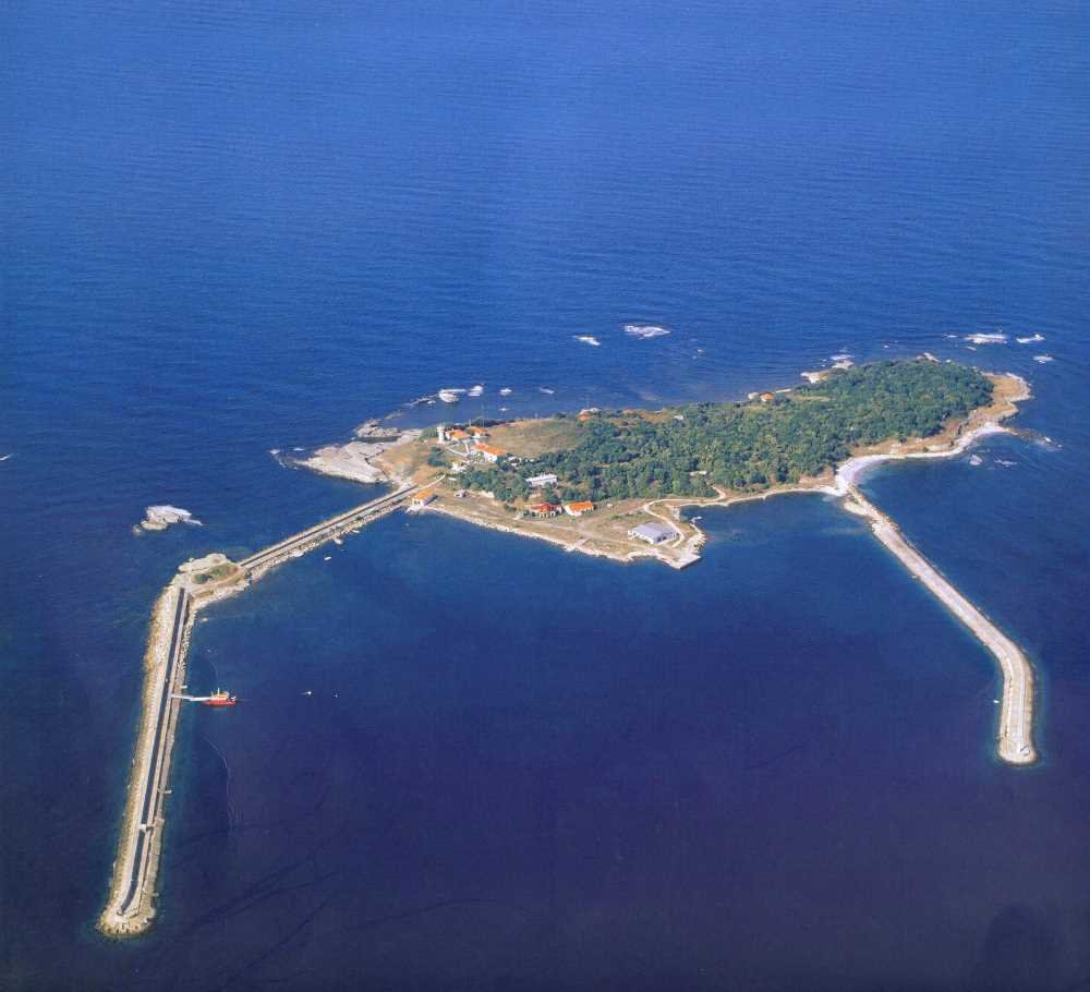 Кефкен остров в черном море