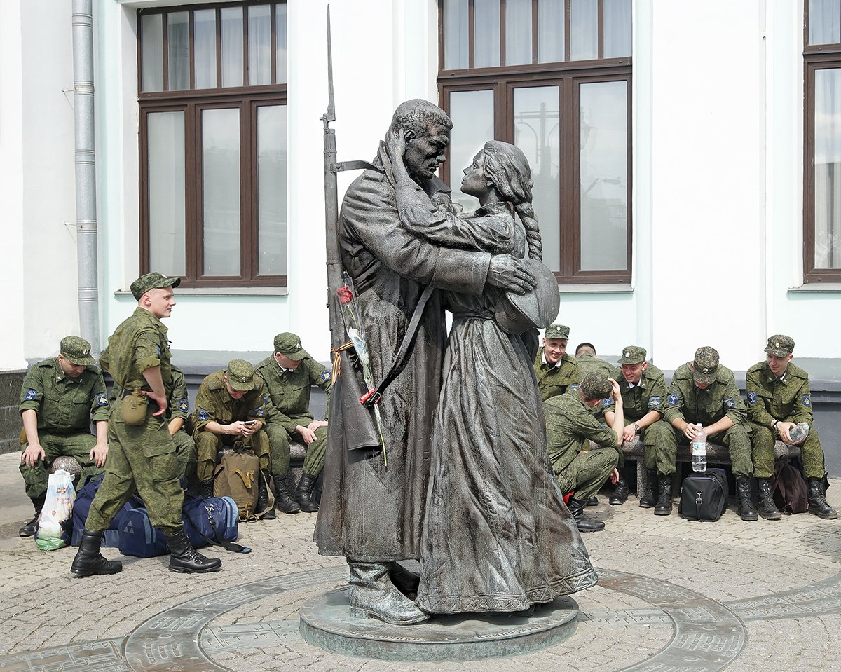 Прощание славянки белорусский вокзал
