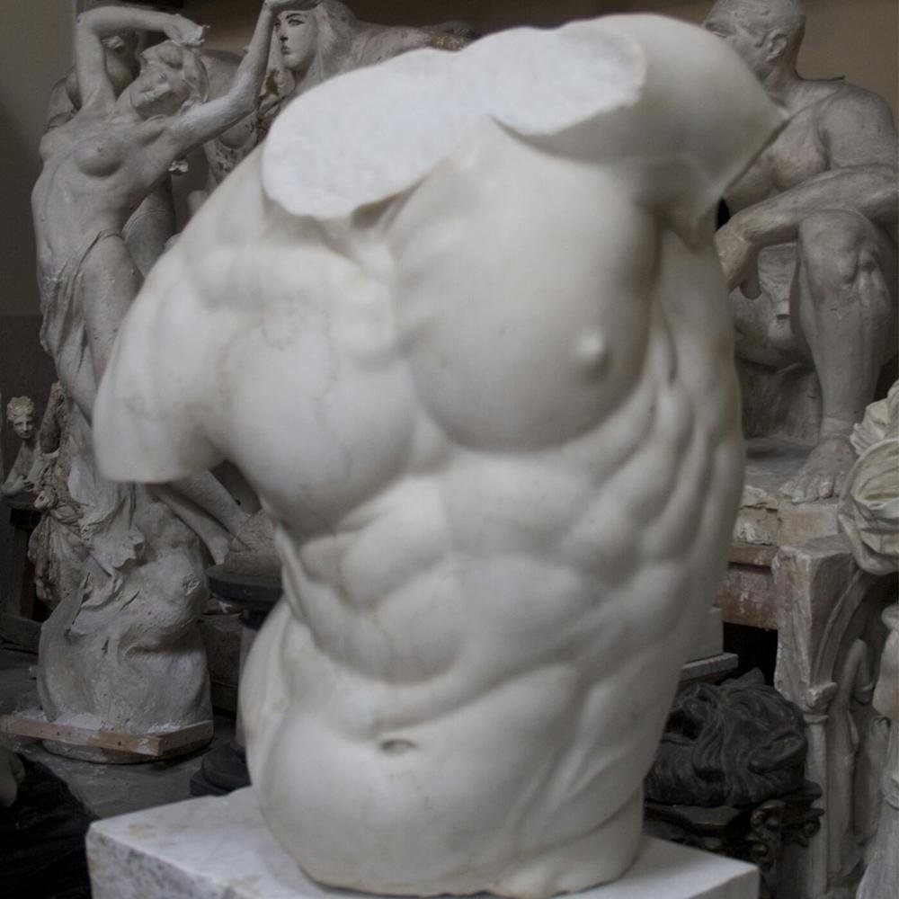Gaddi Torso скульптура