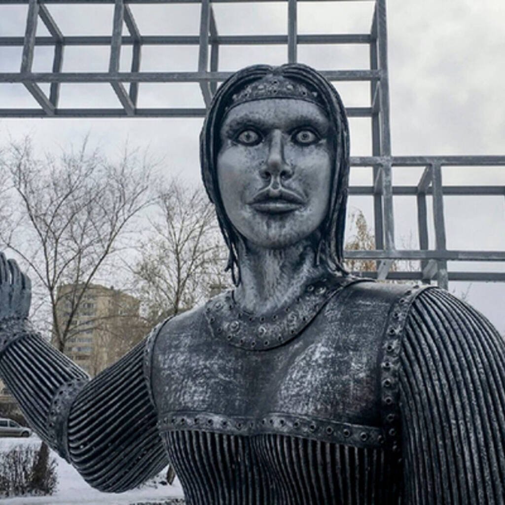 Памятник алёнушке Нововоронеж