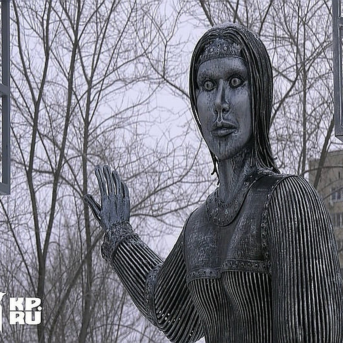 Воронежская Аленка скульптура