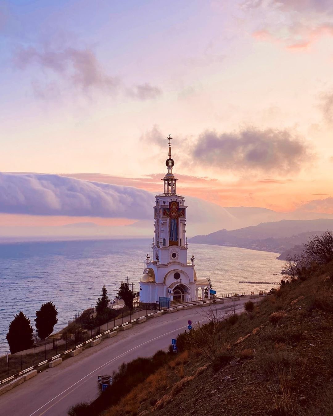 Храм святителя Николая в Крыму Малореченское