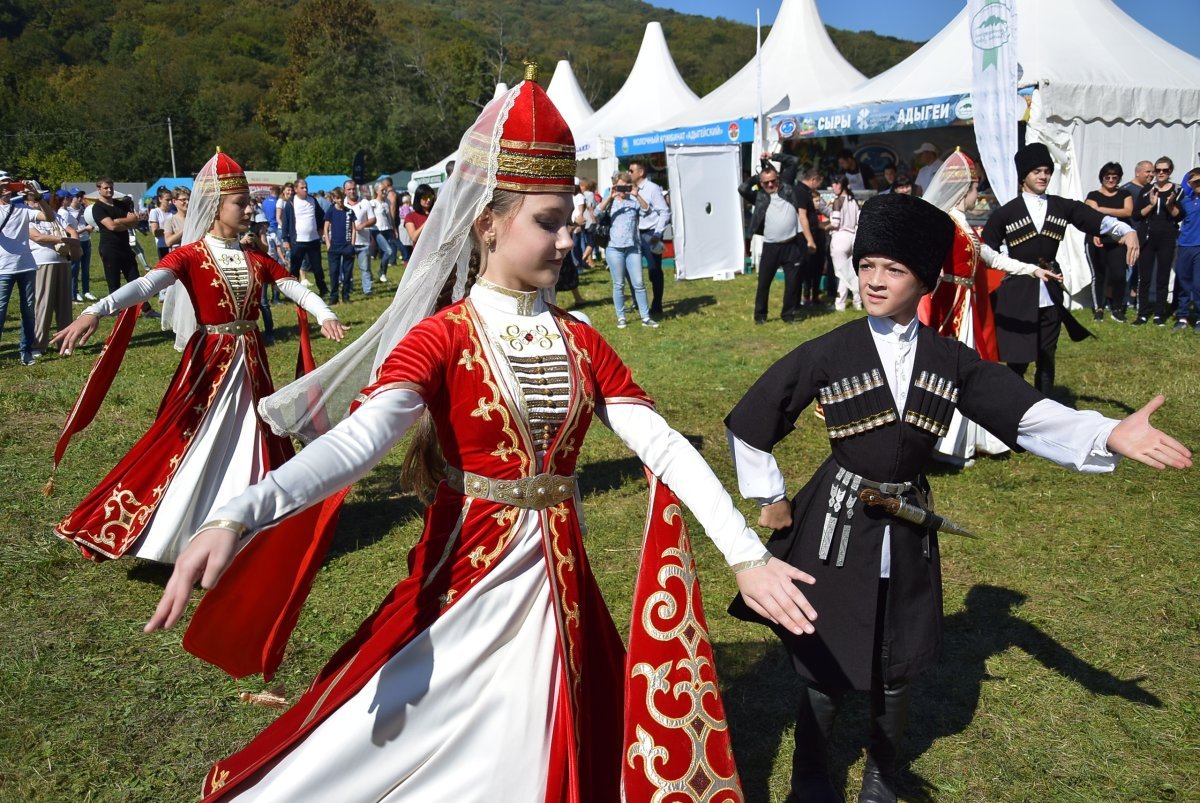 Фестиваль адыгской культуры в меге