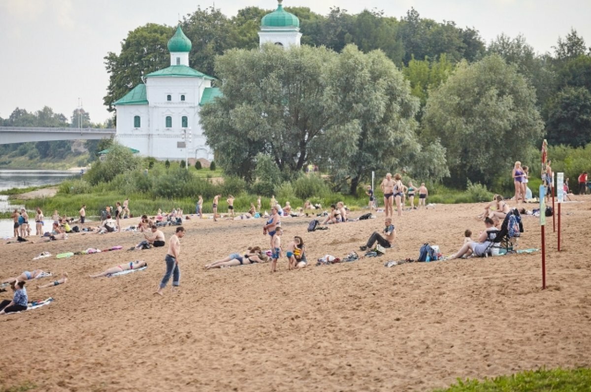 Река Великая Псков пляж
