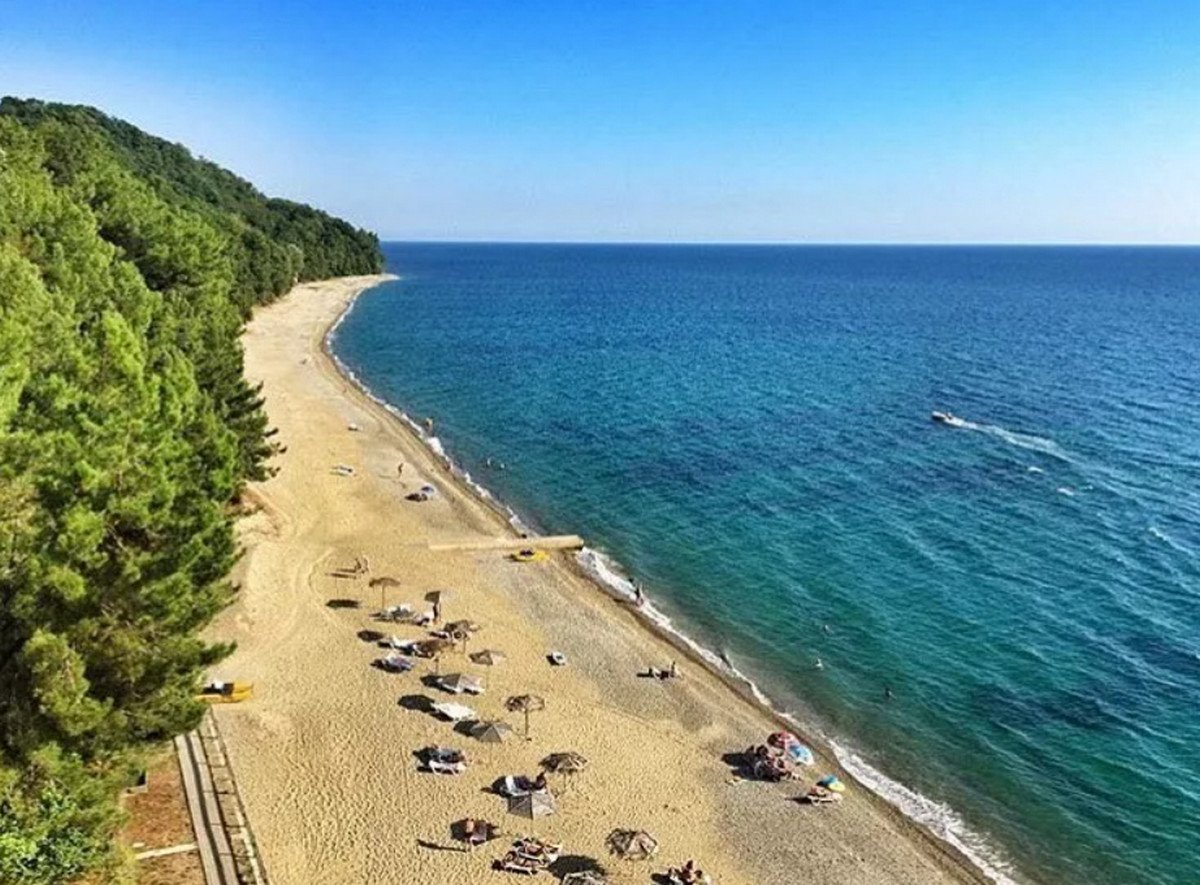 Абхазия Сухуми море пляж