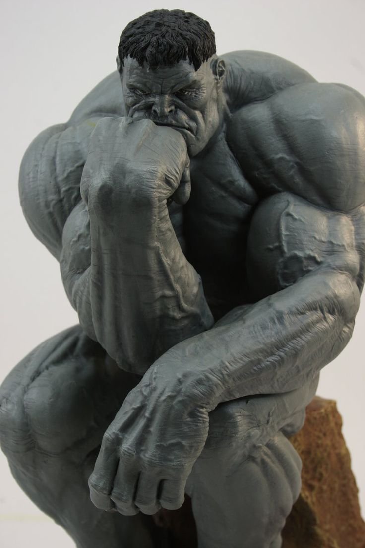 Скульптура Халка