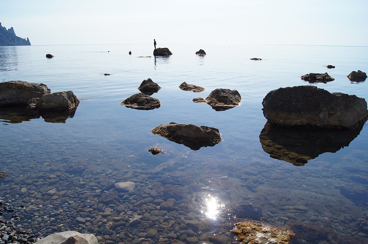 Море чёрное море валуны