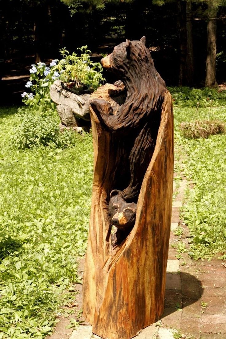 Скульптуры из бревна
