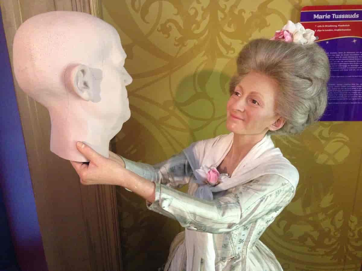 Анна Мария Тюссо Живая