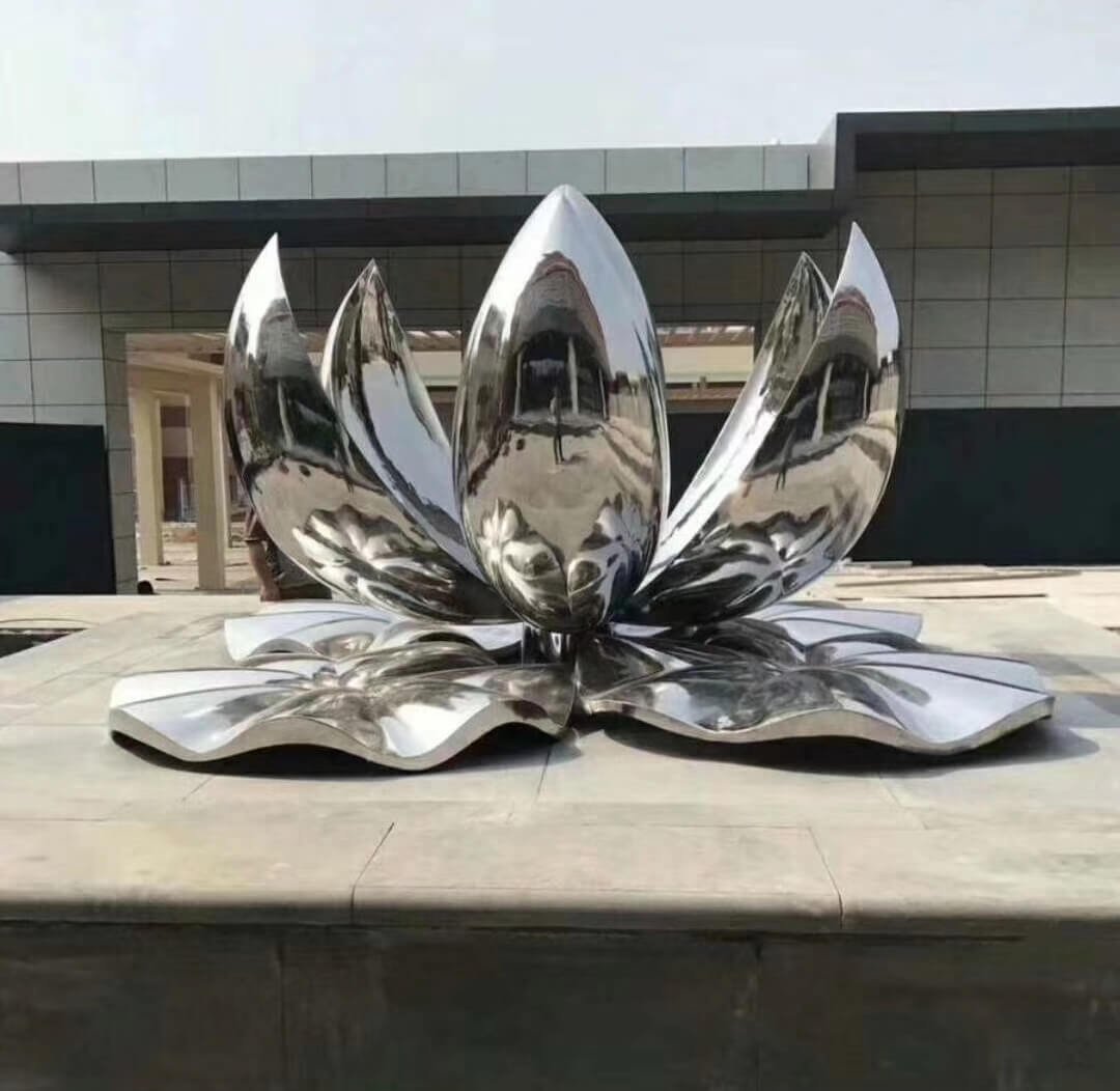 Скульптуры из нержавейки