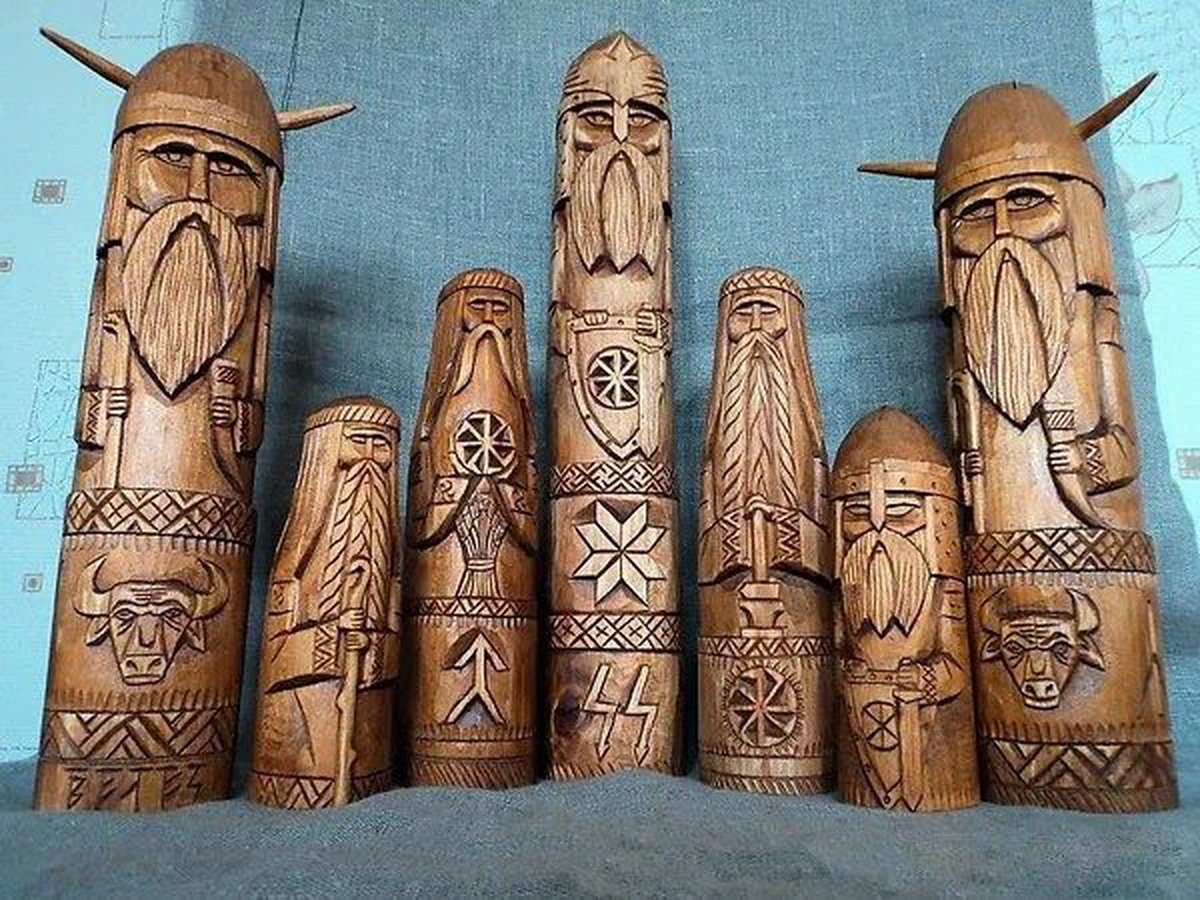 Чуры кумиры славянских богов