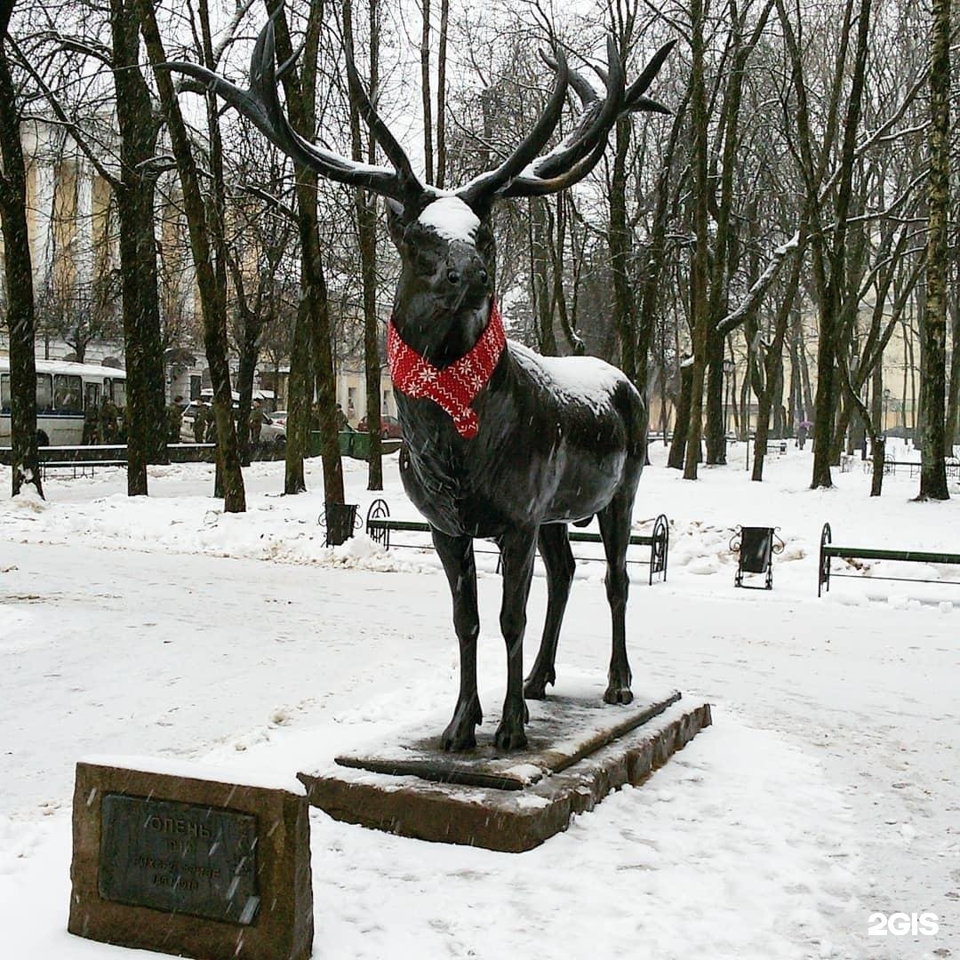 Олень Смоленск памятник