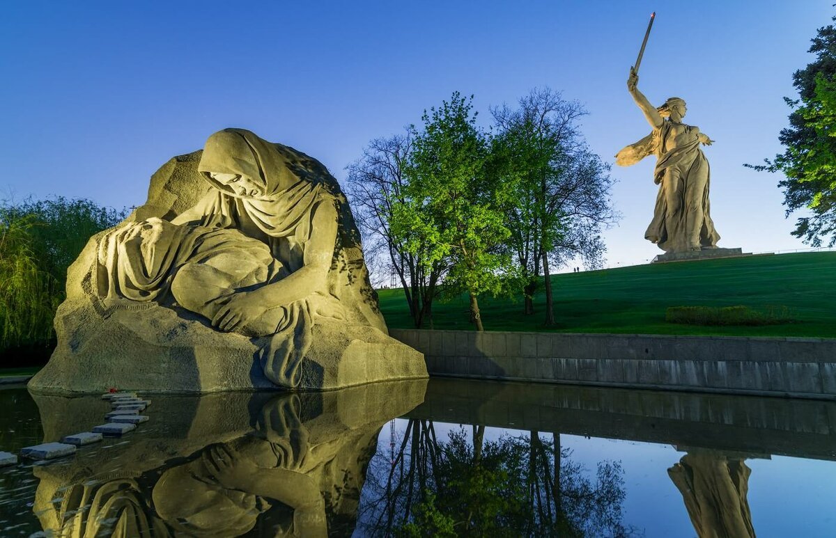 Памятник Мамаев Курган в Волгограде