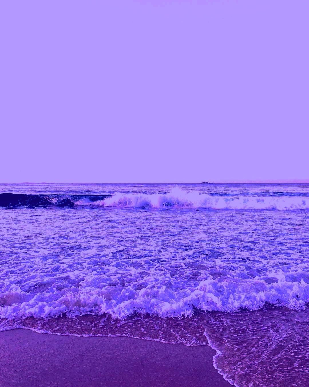 Фиолетовое море
