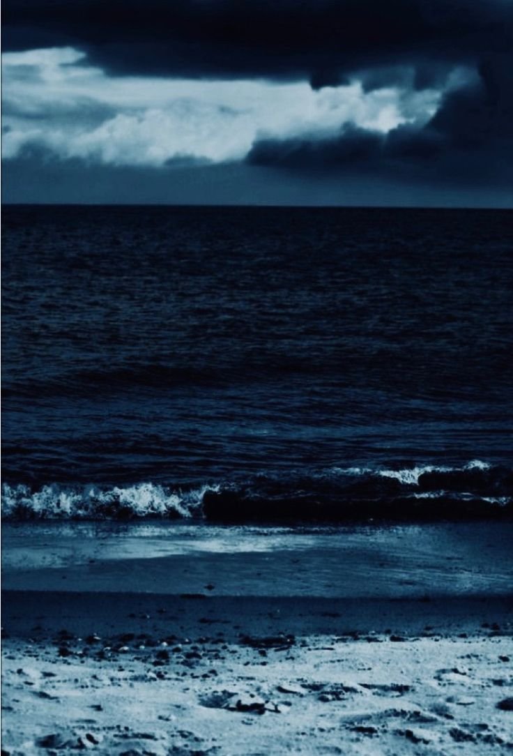 Море aesthetic Dark