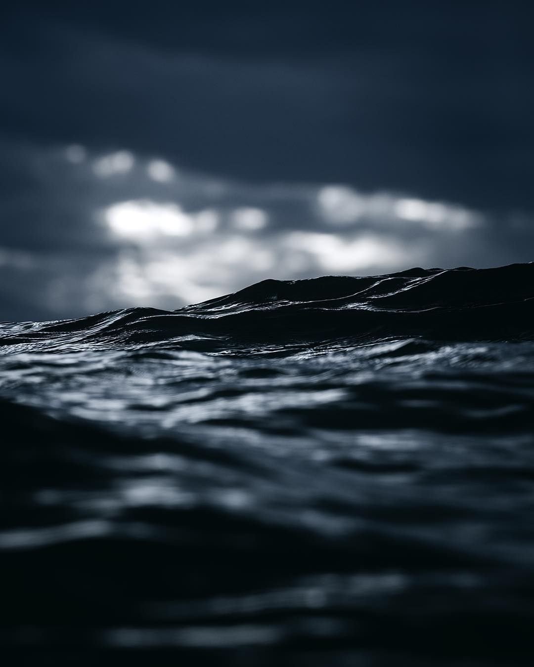 Темное море