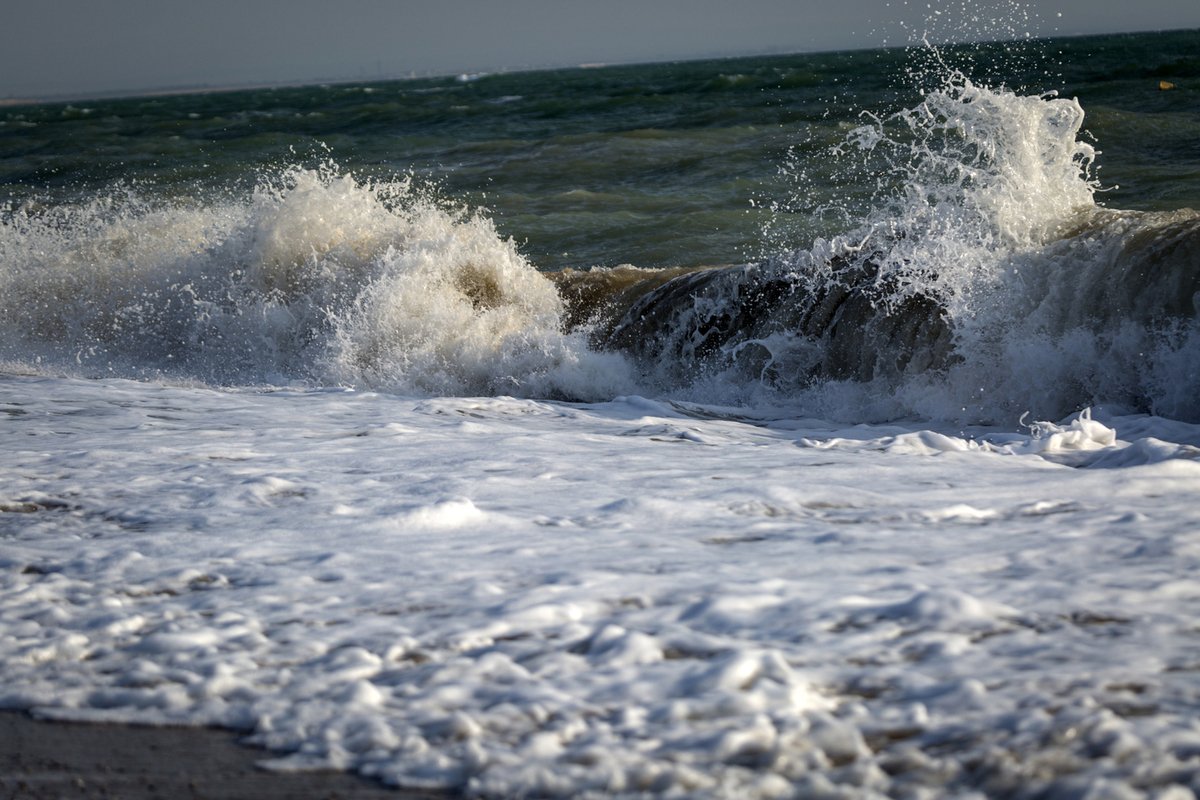 Черное море вода