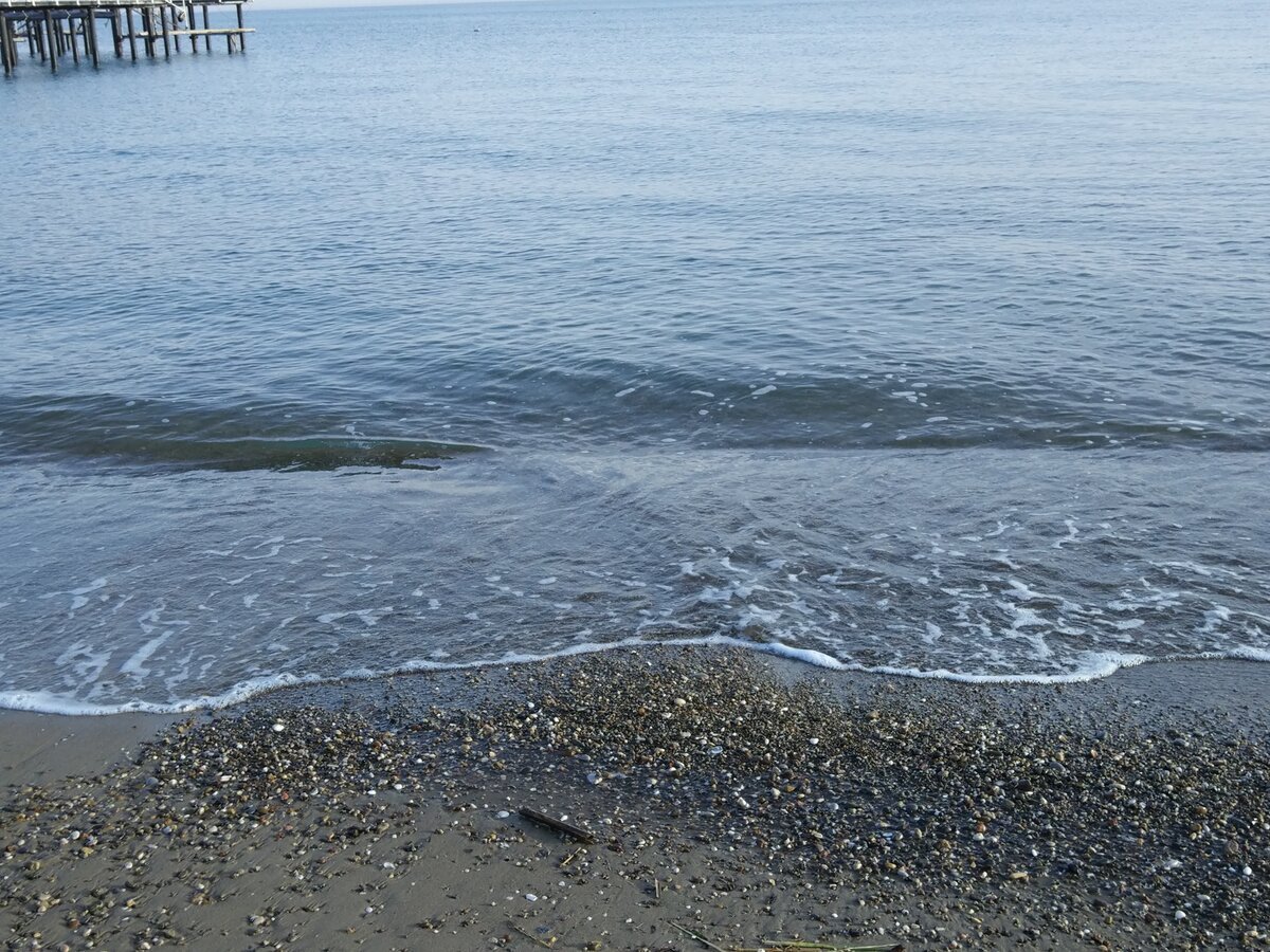Море в апреле
