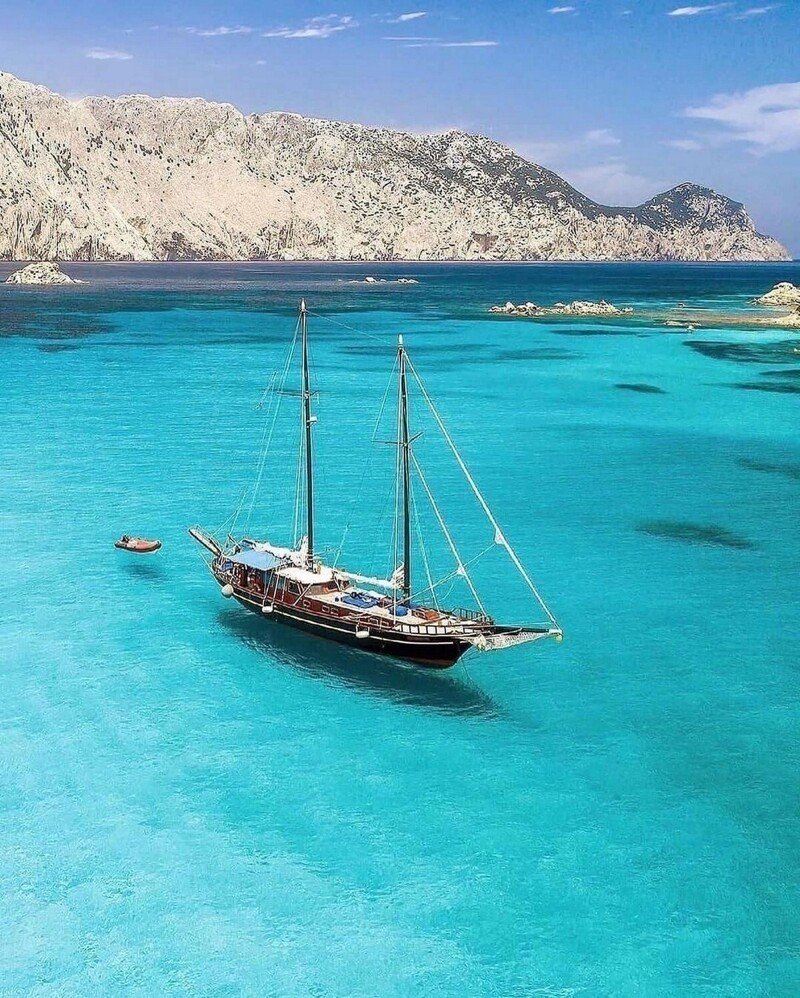 Остров Средиземного моря – Сардинию.