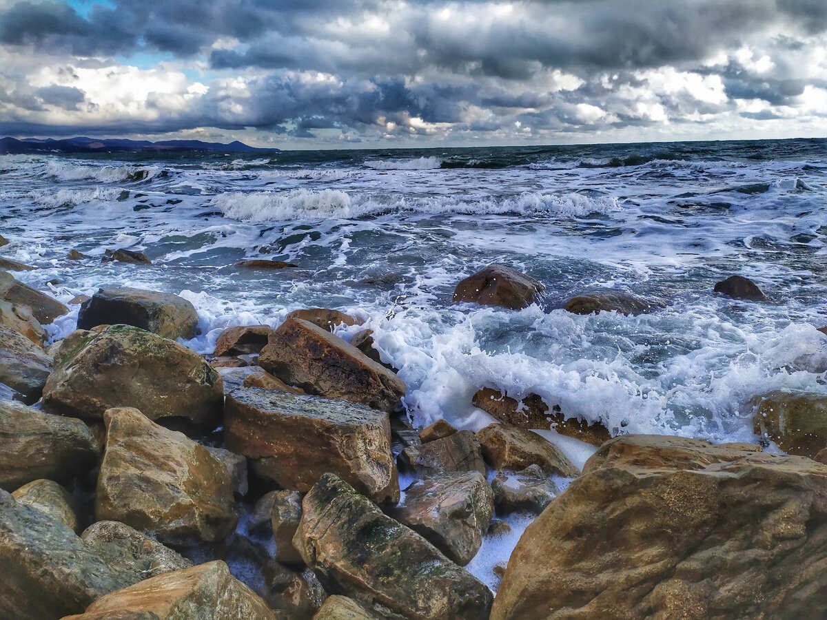 Холодная вода на черном море