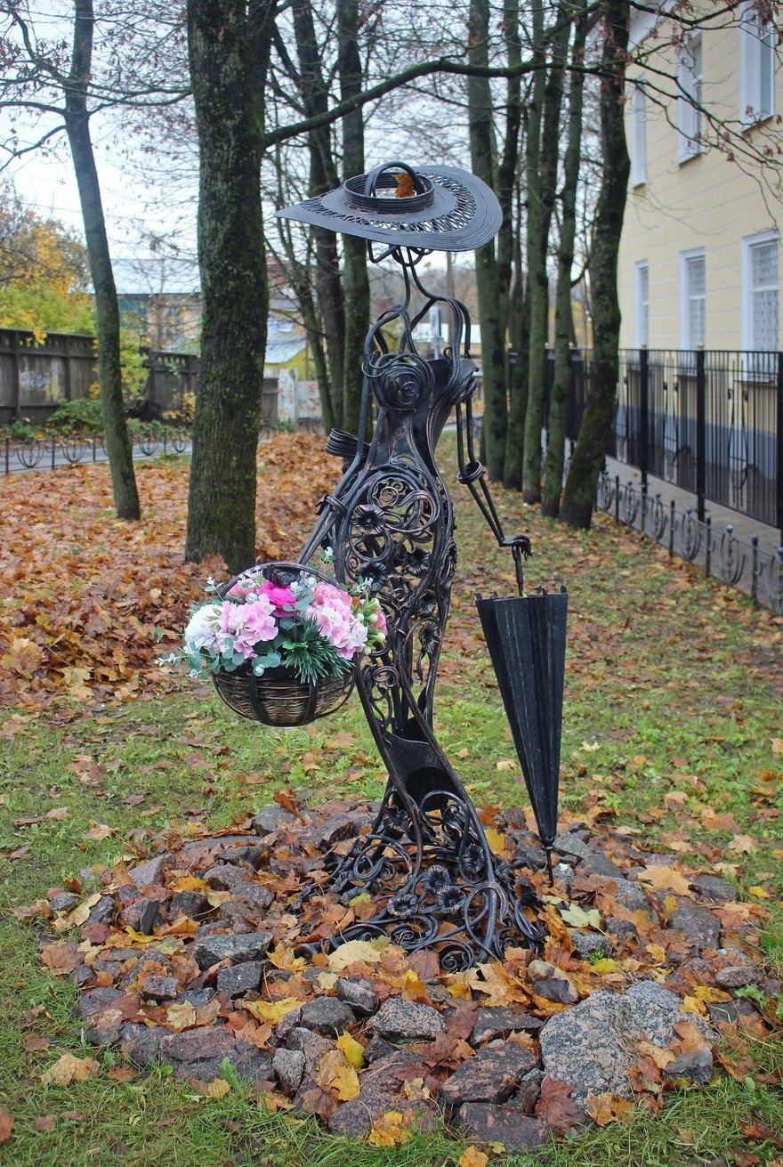 Скульптура «кот учёный» Гатчина