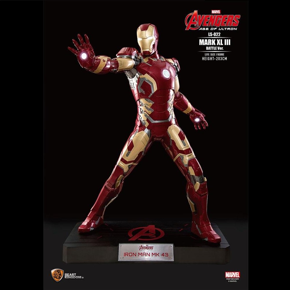 Iron man Statue