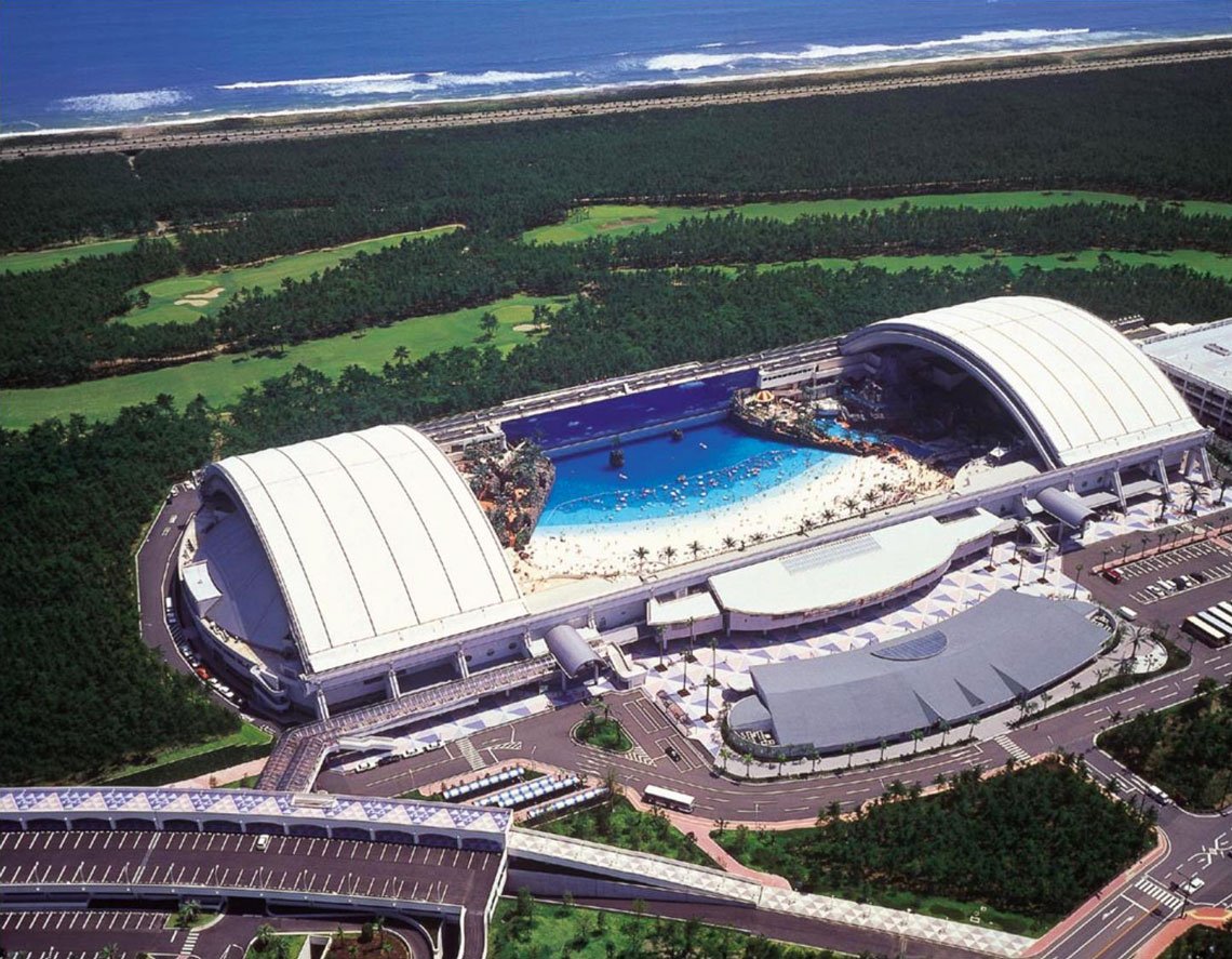 Seagaia Ocean Dome аквапарк