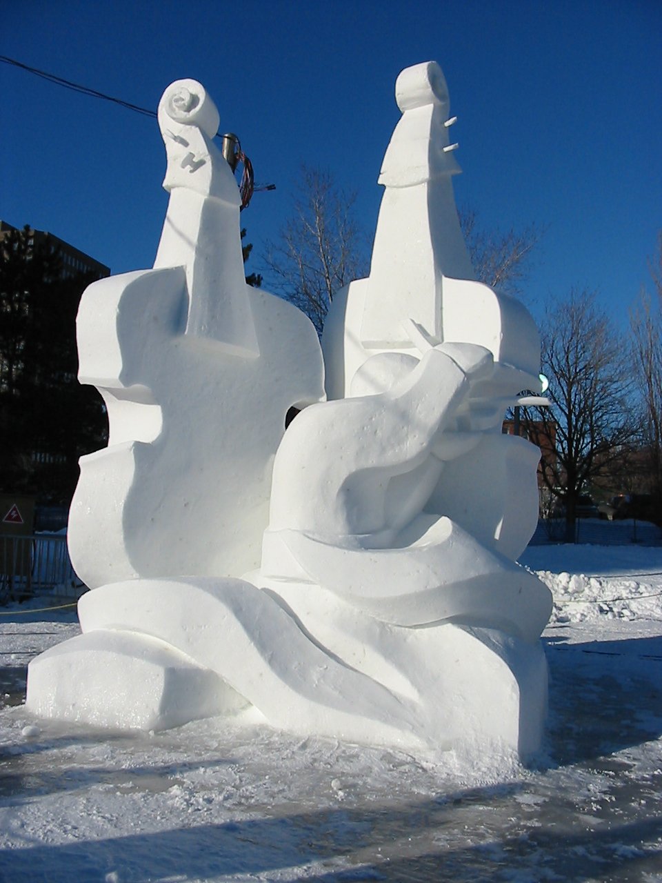 Снежные скульптуры