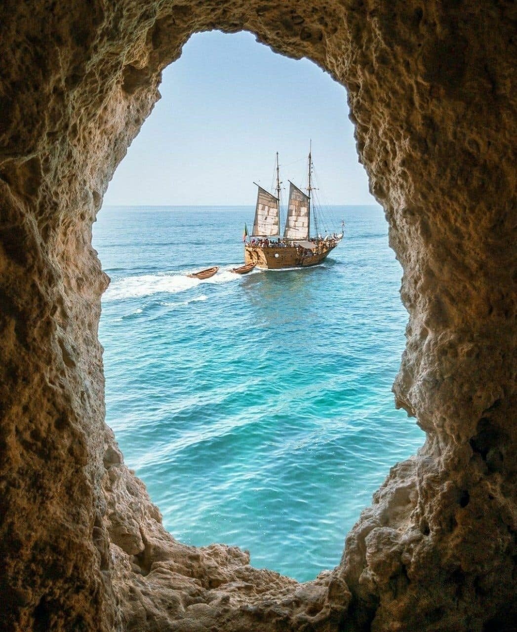 Португалия море